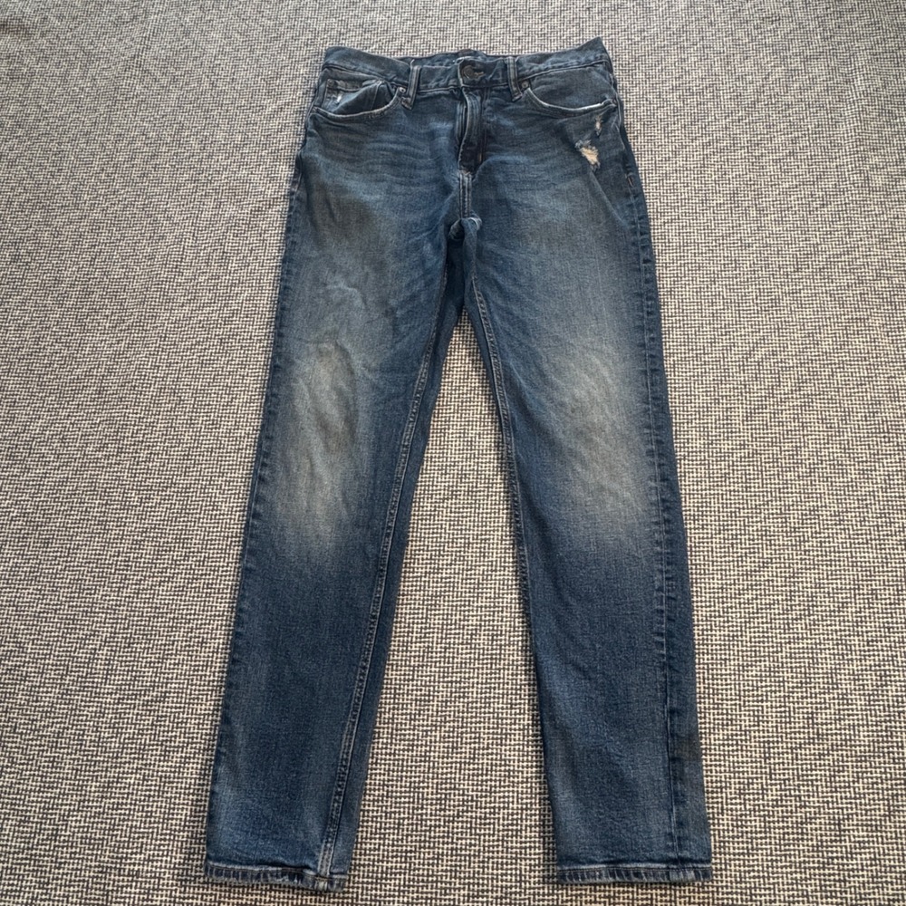Old Navy Mens Jeans 32x32 Medium Wash Straight Leg Stretch Distressed Denim